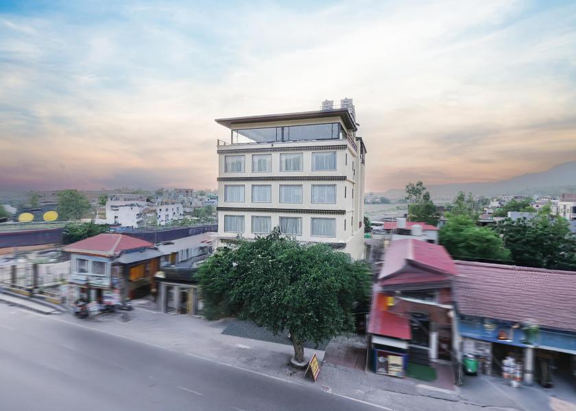 Uttarakhand Rishikesh Hotel Exterior