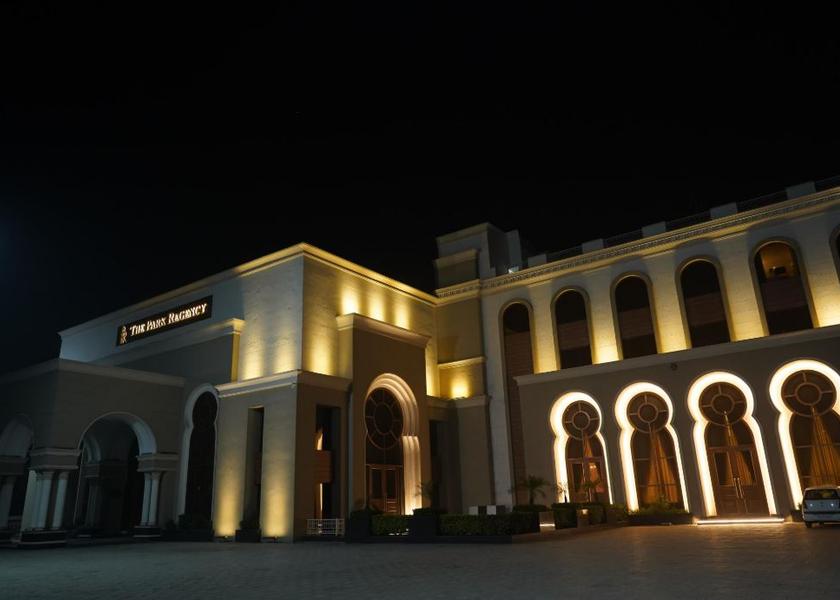 Punjab Moga Hotel Exterior