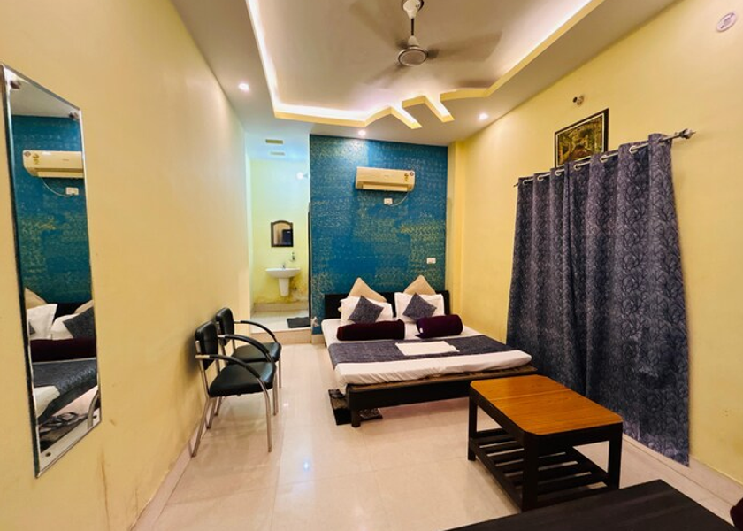 Bihar Chapra AC Platinum Room