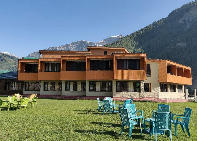 Jammu and Kashmir Sonamarg Hotel Exterior