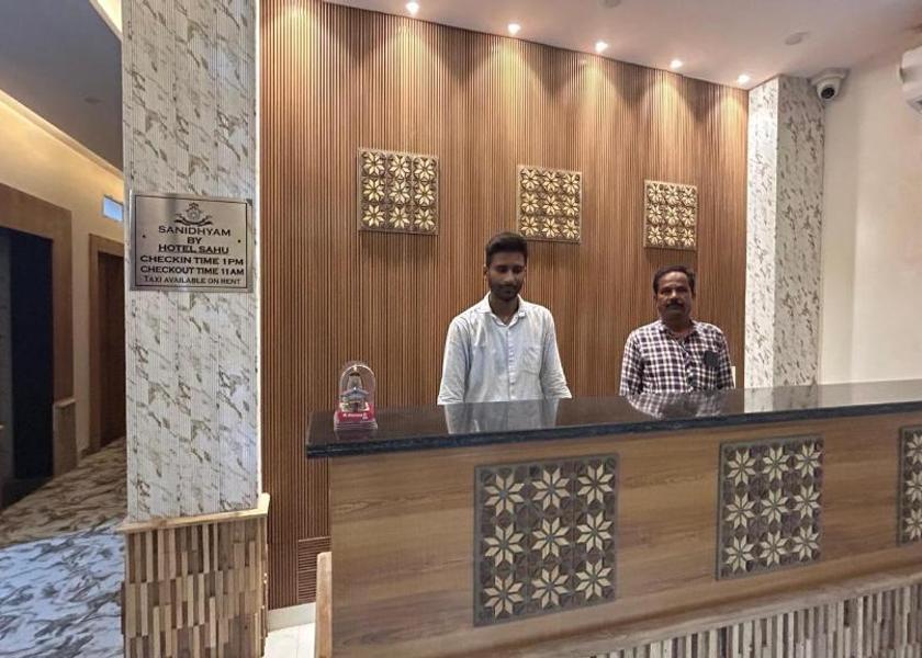 Uttar Pradesh Varanasi Public Areas