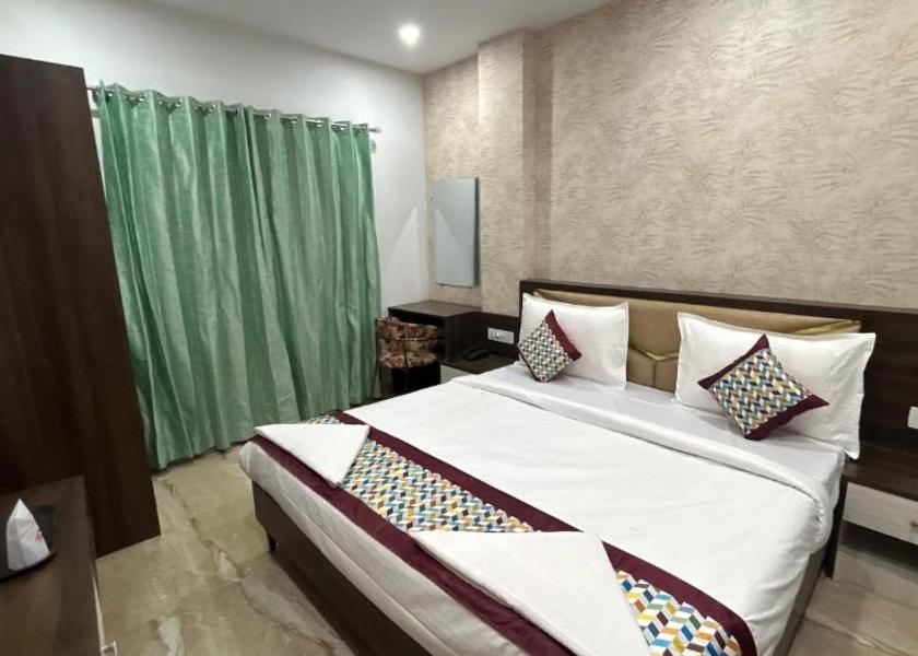 Uttar Pradesh Varanasi Superior King room
