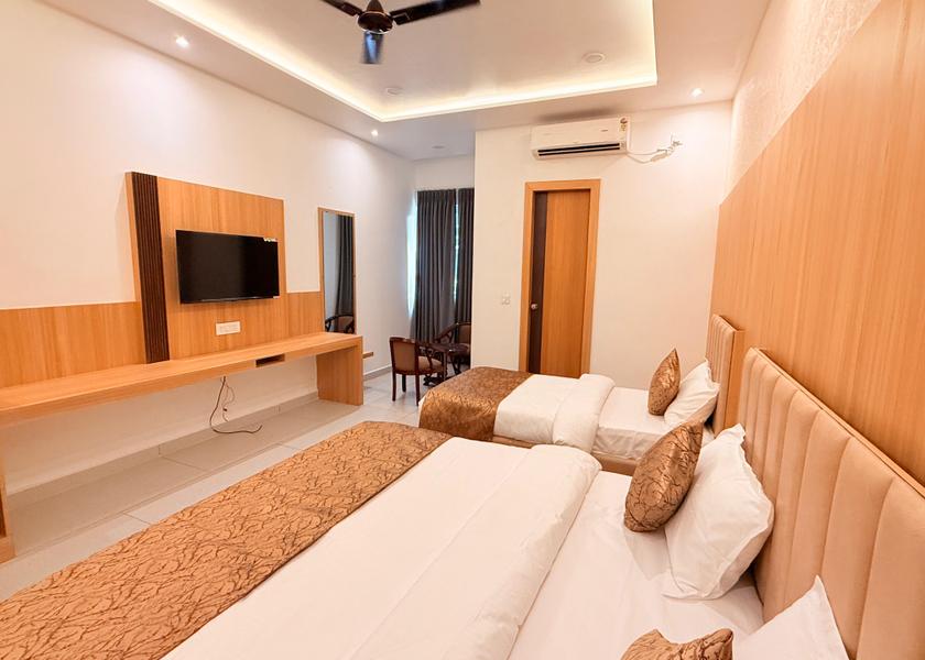 Uttar Pradesh Ayodhya Deluxe Room