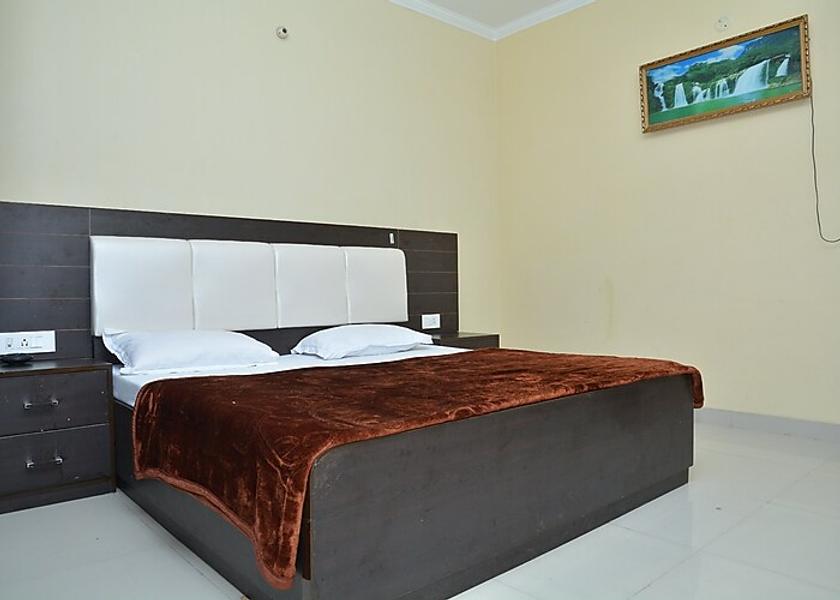 Rajasthan Alwar Non AC Deluxe Room