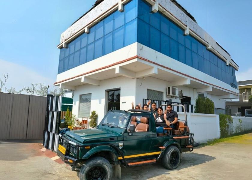 Uttarakhand Ramnagar Hotel Exterior