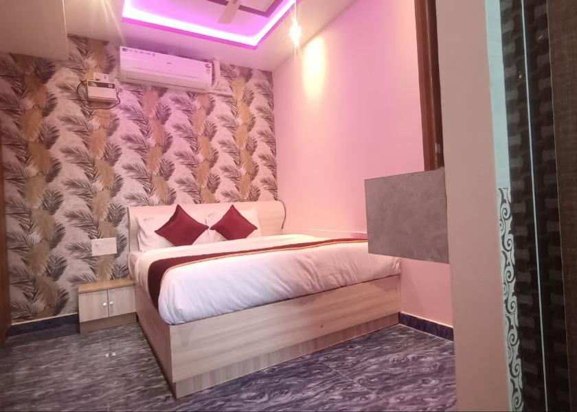 Tamil Nadu Thanjavur Standard Room