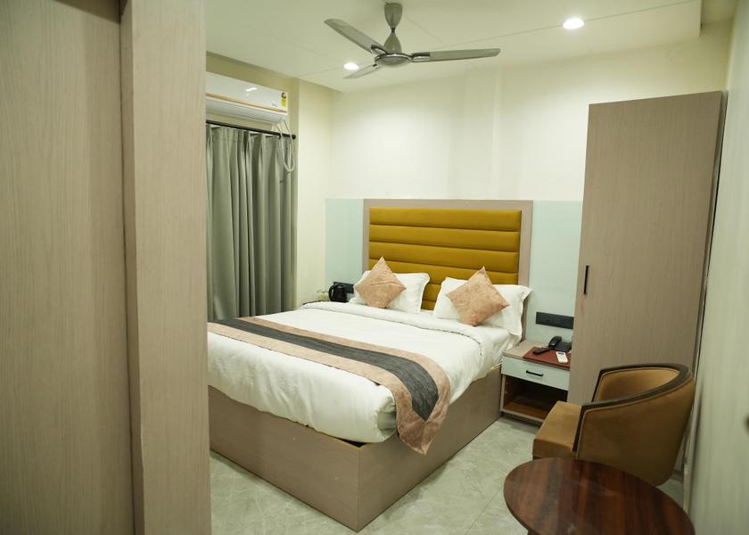 Uttar Pradesh Gorakhpur Standard Room