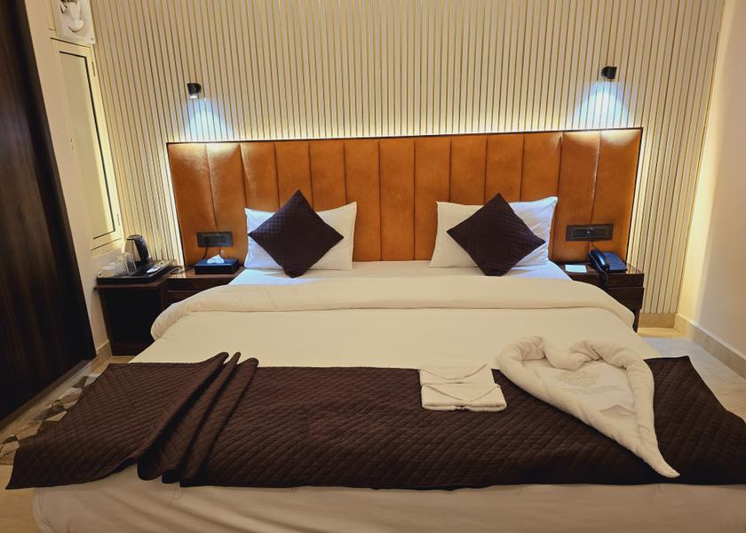 Uttar Pradesh Ayodhya Deluxe