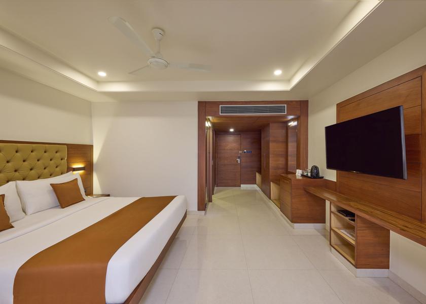 Karnataka Hubli Executive King Bed Room