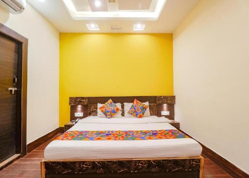 Madhya Pradesh Gwalior Deluxe Room