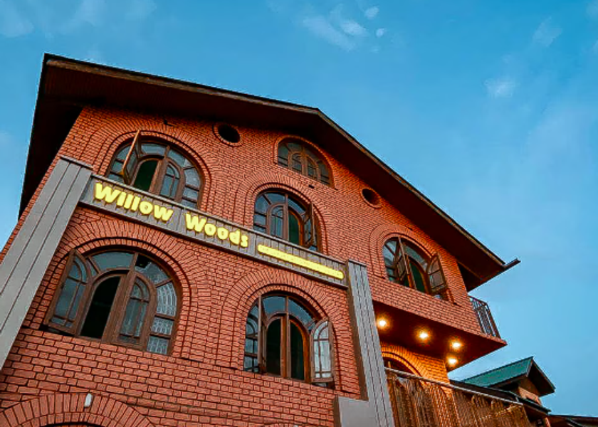 Jammu and Kashmir Srinagar Hotel Exterior