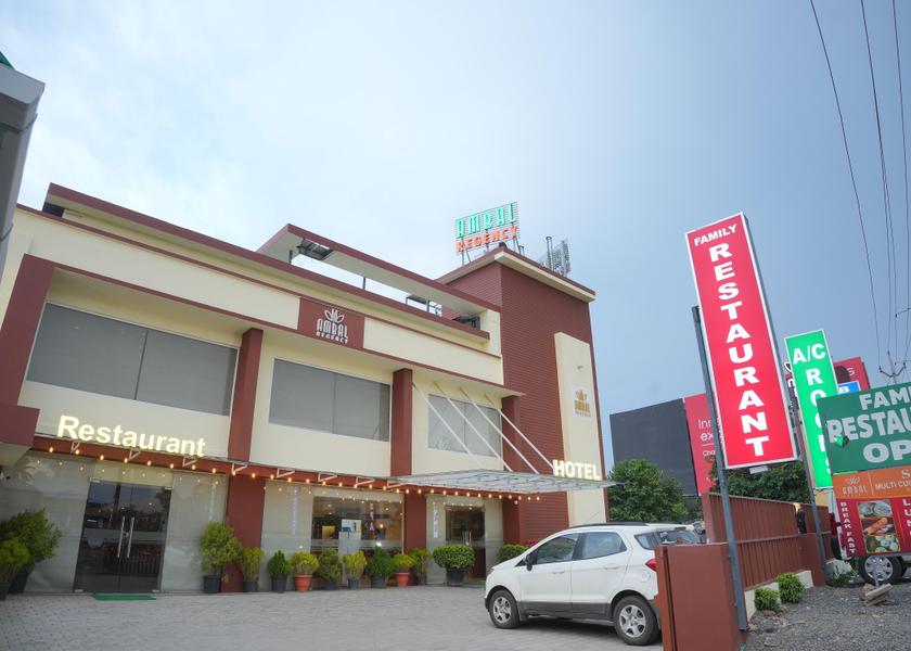 Kerala Thrissur Hotel Exterior