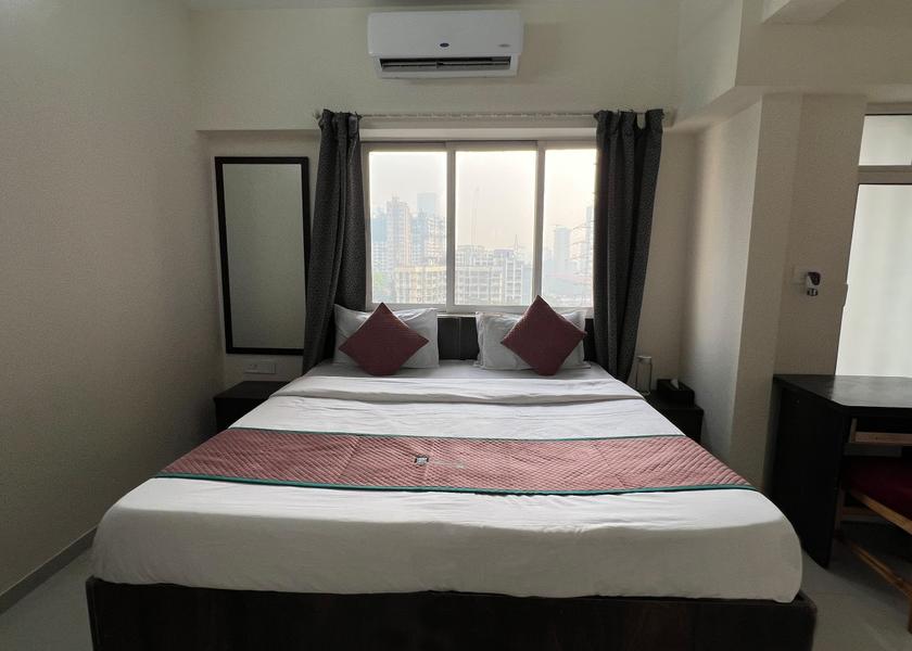 Maharashtra Mumbai Deluxe Room