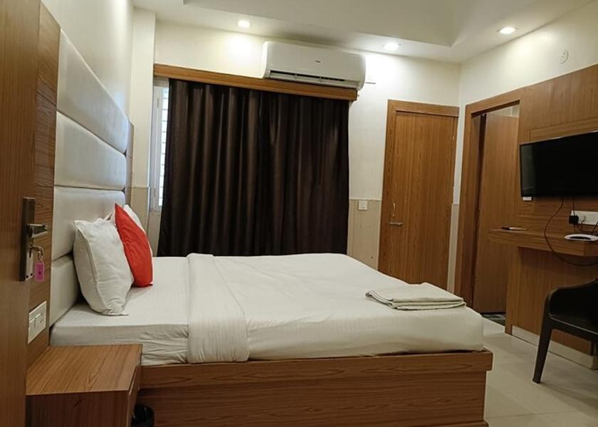 Uttarakhand Dehradun Classic Room
