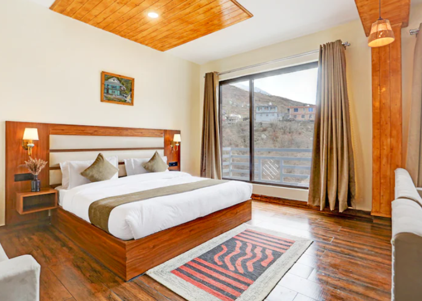 Himachal Pradesh Sissu Room