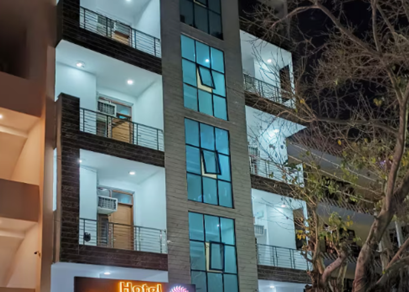 Uttar Pradesh Noida Facade