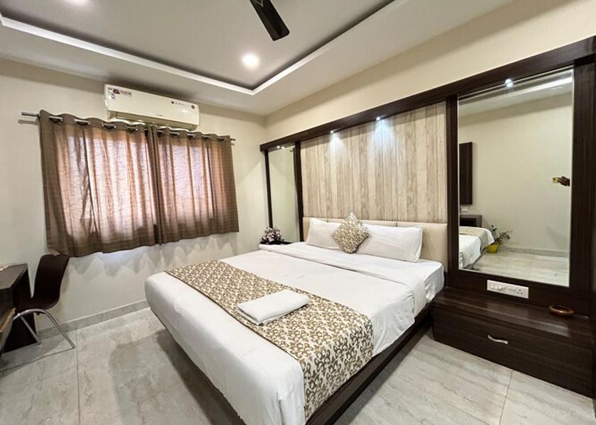 Chhattisgarh Raipur Deluxe King Room