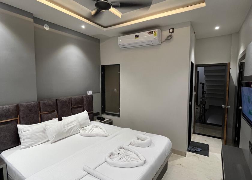 Madhya Pradesh Ujjain Deluxe Double Room
