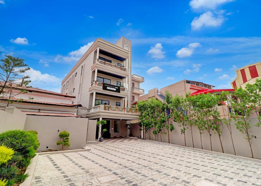 Uttarakhand Dehradun Hotel Exterior