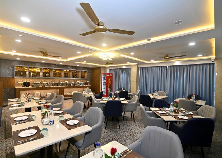 Madhya Pradesh Indore Food & Dining