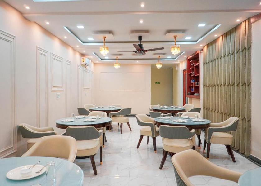 Uttar Pradesh Noida Food & Dining