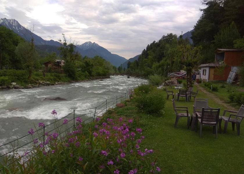 Jammu and Kashmir Pahalgam Hotel View