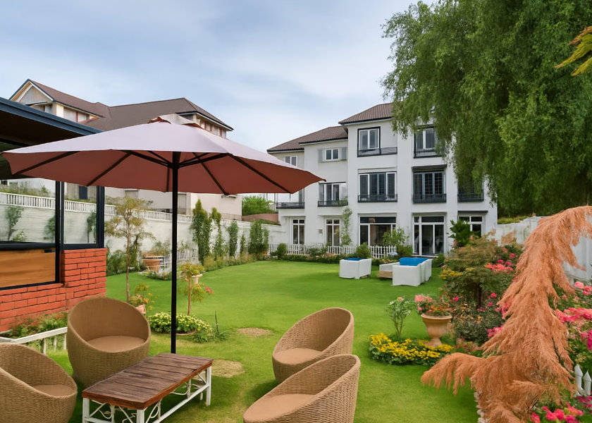 Jammu and Kashmir Srinagar Hotel View
