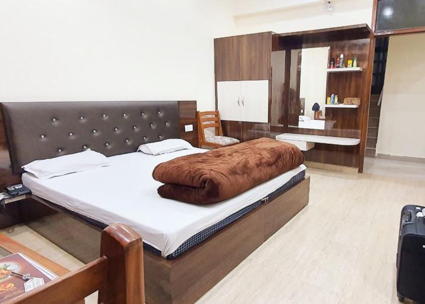 Punjab Rajpura Deluxe A/C Room