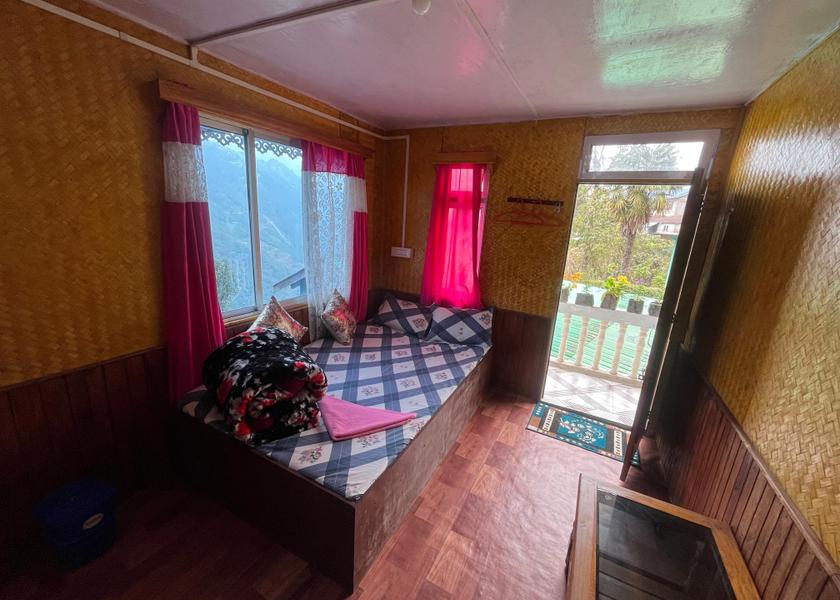 West Bengal Darjeeling 4 Bedded Room
