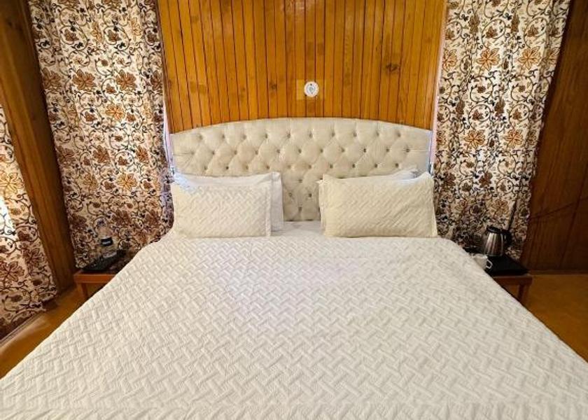 Jammu and Kashmir Pahalgam 1025