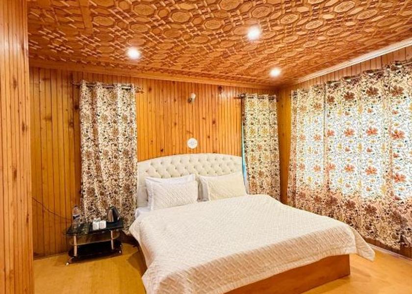 Jammu and Kashmir Pahalgam 1025