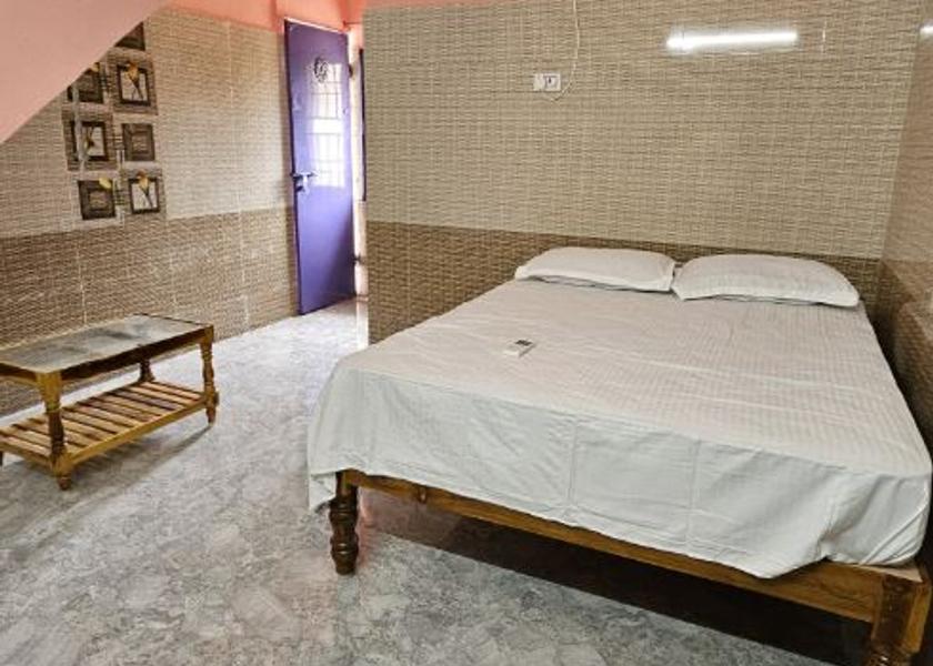 Tamil Nadu Tiruvannamalai Standard Double Room