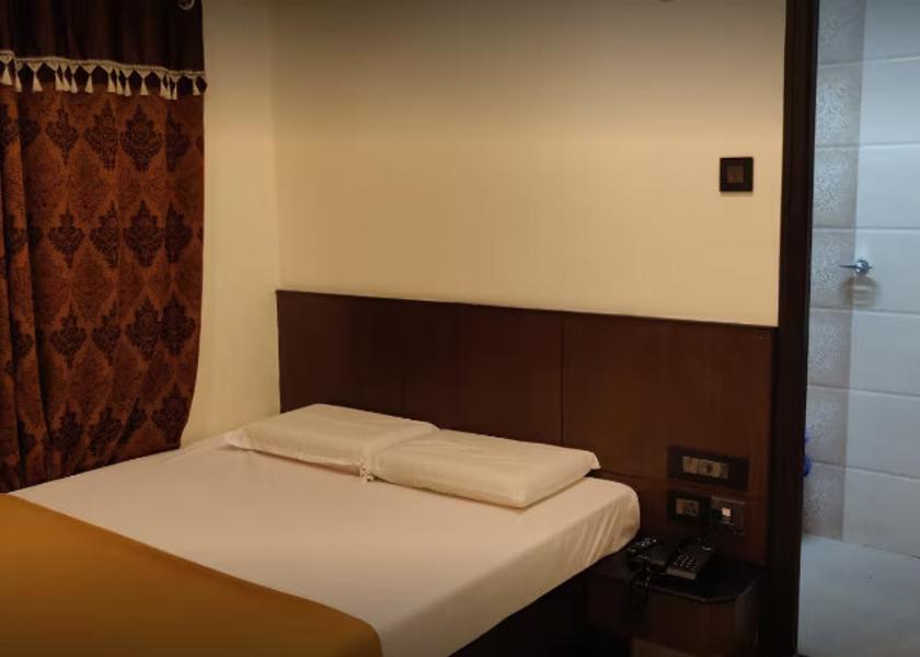 Andhra Pradesh Tirupati Deluxe AC