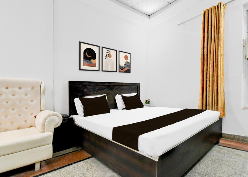 Uttar Pradesh Lucknow Room