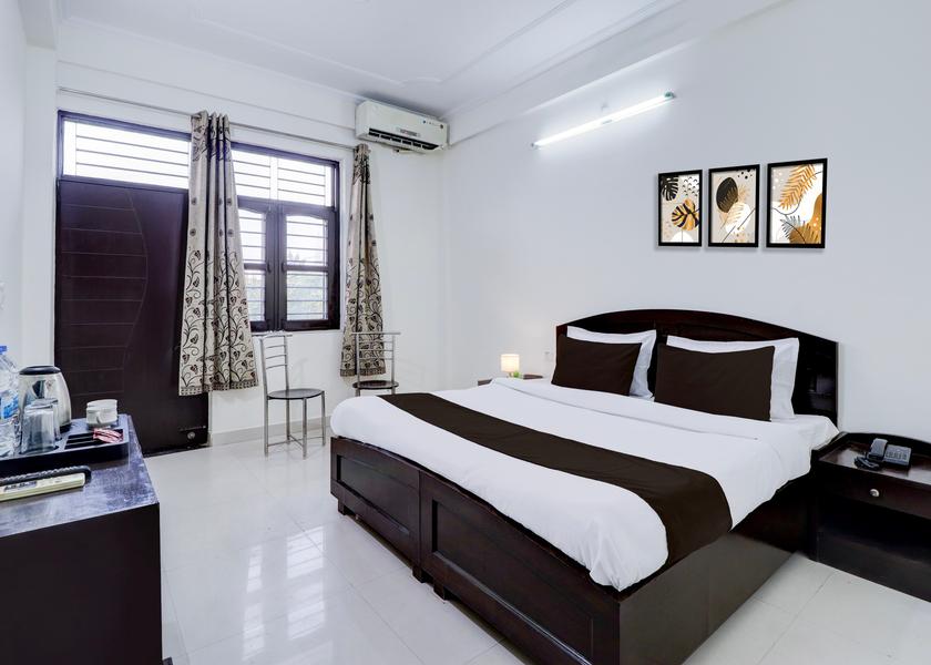 Uttarakhand Dehradun Room