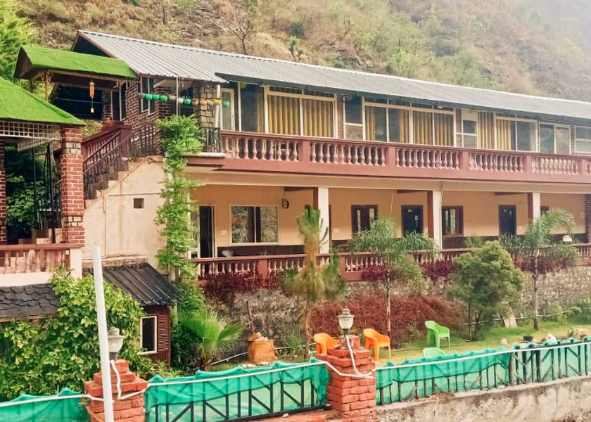 Uttarakhand Dehradun Hotel Exterior