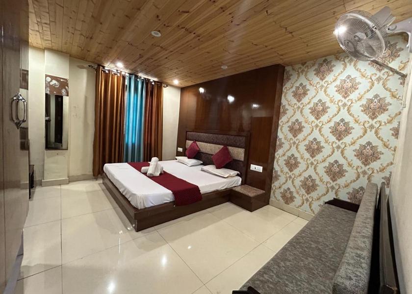 Himachal Pradesh Dalhousie 1025
