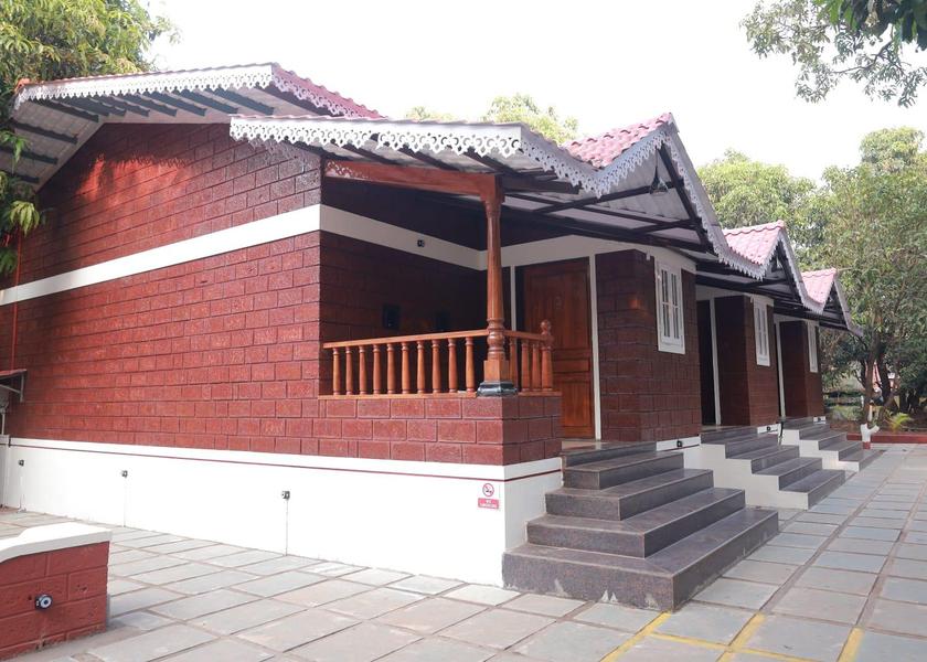 Maharashtra Guhagar Hotel Exterior