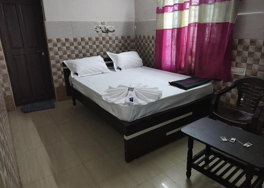 Andhra Pradesh Kakinada Deluxe Non- Air Conditioning Room
