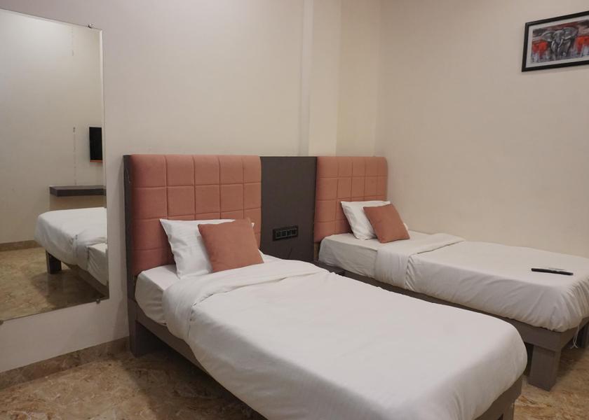 Madhya Pradesh Indore Twin Bed Room