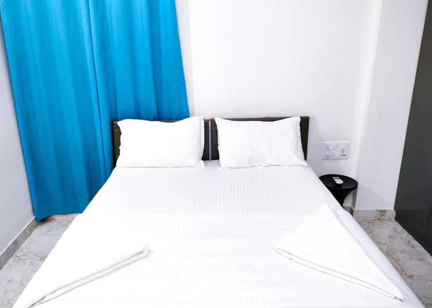 Karnataka Bangalore One Bedroom Family Apartment