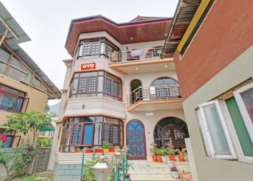 Jammu and Kashmir Srinagar Hotel Exterior