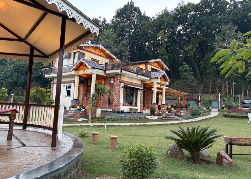 Uttarakhand Nainital Hotel Exterior