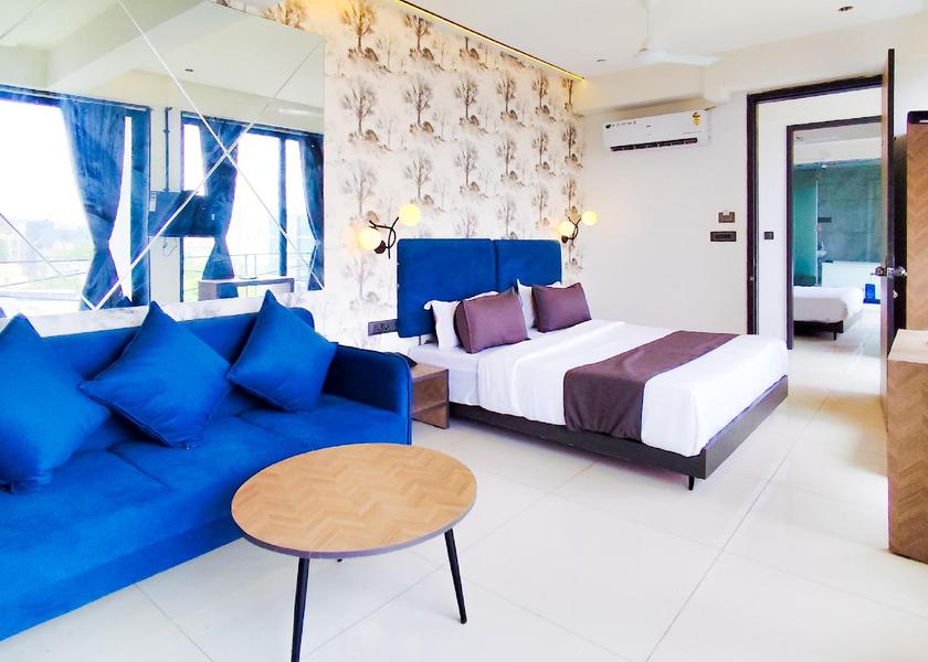 Gujarat Rajkot Business Room