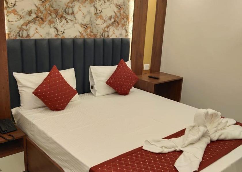 Uttar Pradesh Prayagraj (Autumn PKG) Standard Double