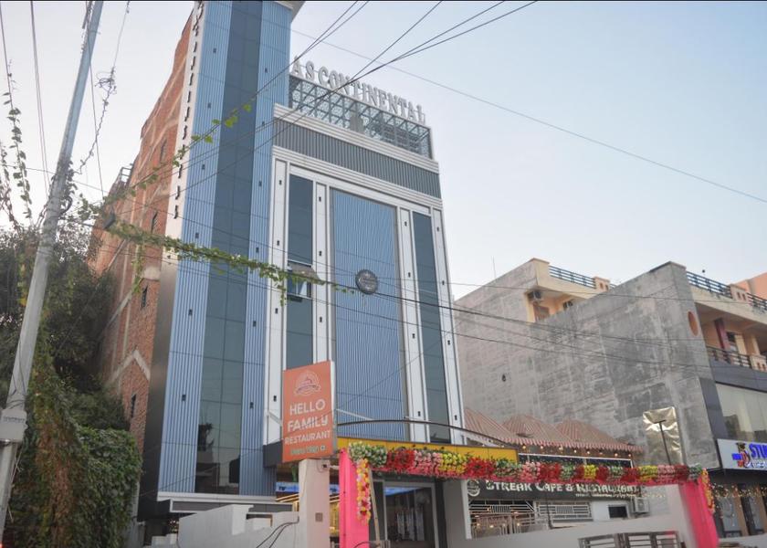 Uttar Pradesh Prayagraj Hotel Exterior