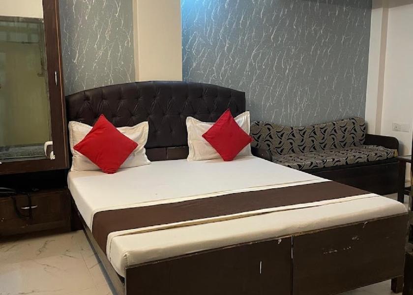 Uttar Pradesh Varanasi Super Deluxe Air Conditioning