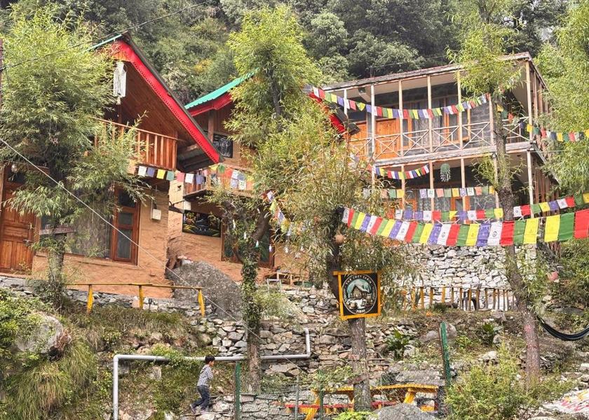 Himachal Pradesh Jibhi Hotel Exterior