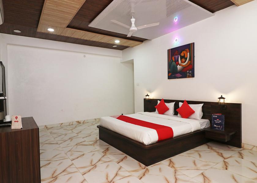 Rajasthan Bhilwara Room