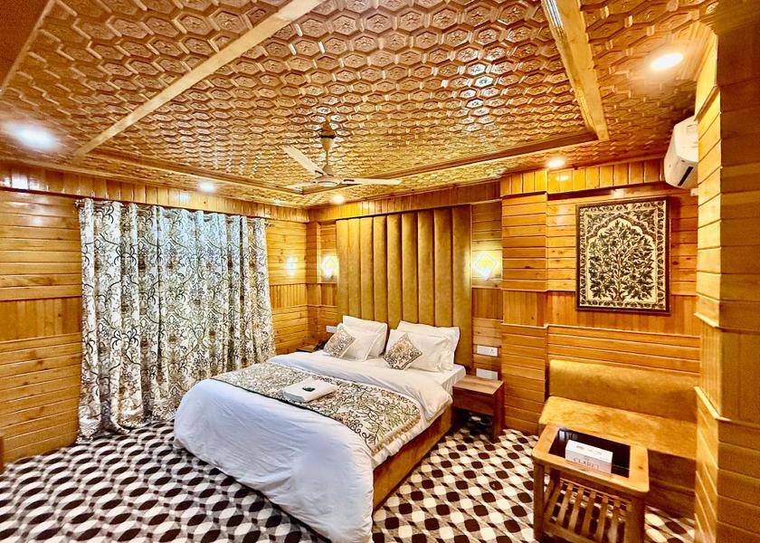 Jammu and Kashmir Srinagar 1025